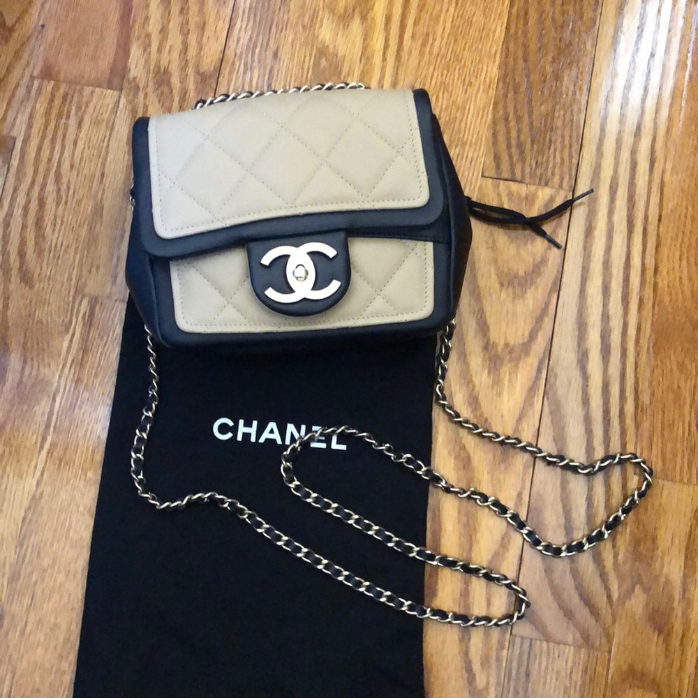 Chanel classic square mini crossover
